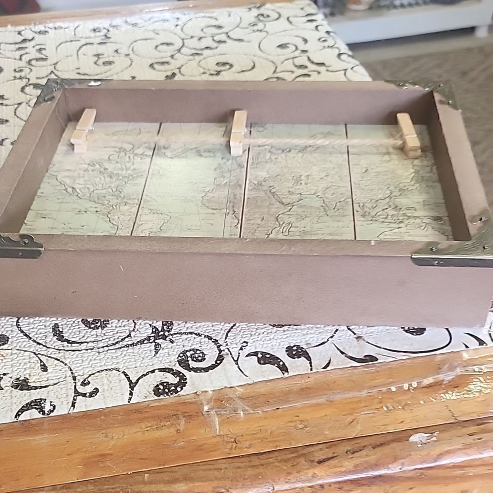 Vintage-Style Map Photo Frame - Picture 6 of 6